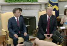 President Trump Meets with the President of the Republic of Korea, 22 May 2018
