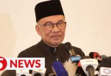 PM Anwar Says New Govt Based on National Unity with Pakatan, BN, GPS as Largest Coalitions, 24 November 2022