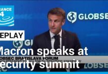 Macron Says Putin Has Jolted NATO Awake at Bratislava Summit, 31 May 2023