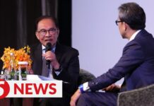 Being Malay Is No Reason to Deny Others Their Rights, Says PM, 10 July 2023