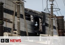 Ukraine braced for new Russia offensive as power plants targeted in strikes, 12 April 2024