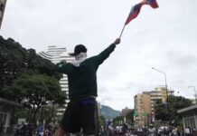 Thousands protest across Venezuela after Nicolás Maduro declared winner in presidential election, 4 August 2024