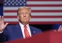 Trump gives remarks on economy in battleground Wisconsin, 1 October 2024