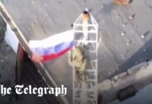 Russian troops capture Ukrainian town of Vuhledar, 1 October 2024