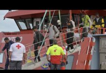 Spain to grant residency and work permits to around 300,000 undocumented migrants per year, 21 November 2024