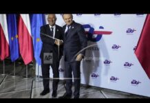 Polish minister flags defence priorities and weaning off Russian fuel, 15 January 2025