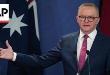 Australia’s prime minister says his country stands with Ukraine after Oval Office blowup, 1 March 2025
