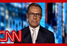 Finland president describes mood during White House meeting with Zelensky, 19 August 2025